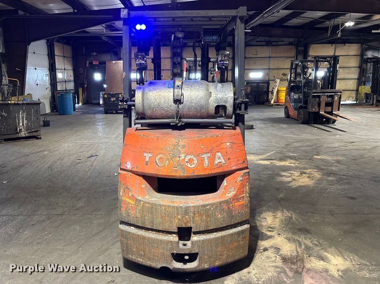 image for item FB5630 Toyota 7FGCU25 forklift