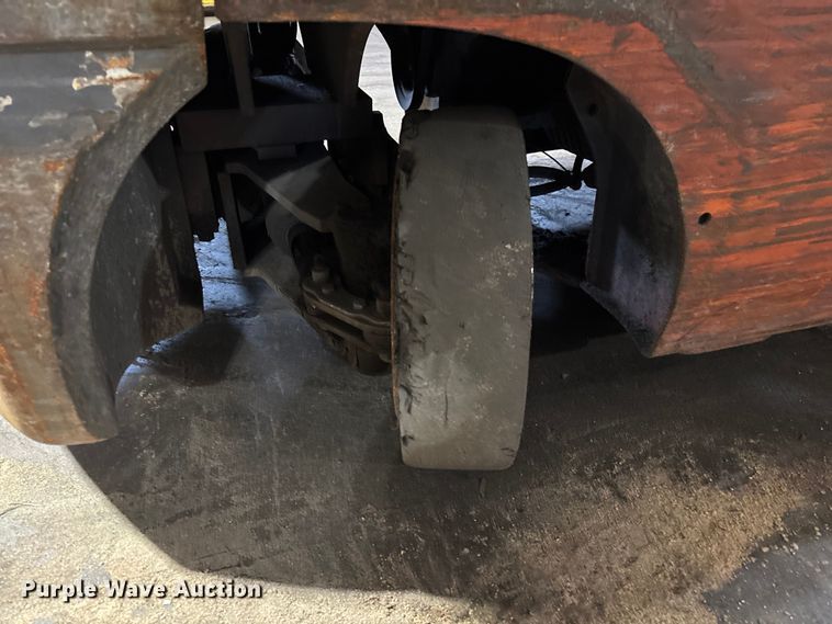 image for item FB5630 Toyota 7FGCU25 forklift