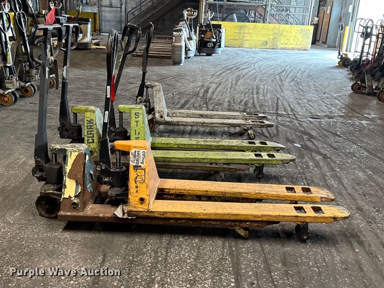 image for item FB5631 (5) pallet jacks