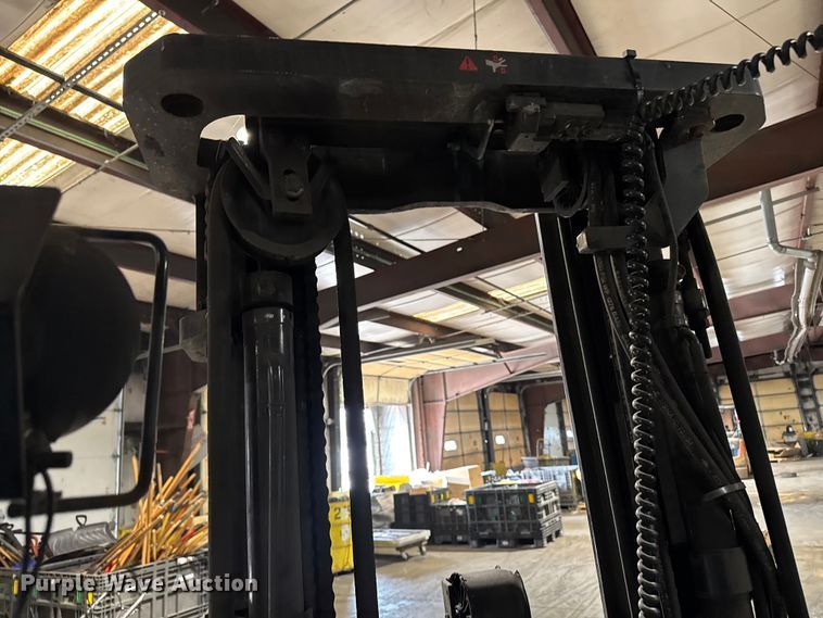 image for item FB5632 Toyota 8FGCU25 forklift