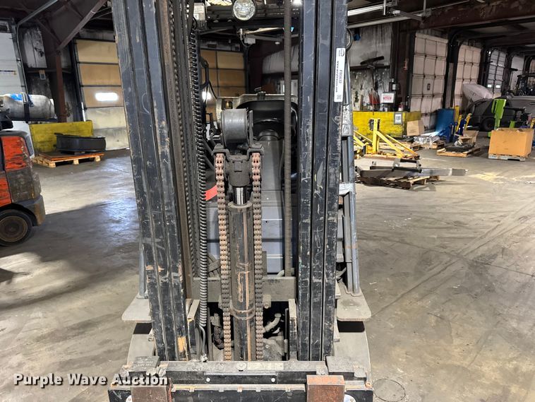 image for item FB5632 Toyota 8FGCU25 forklift