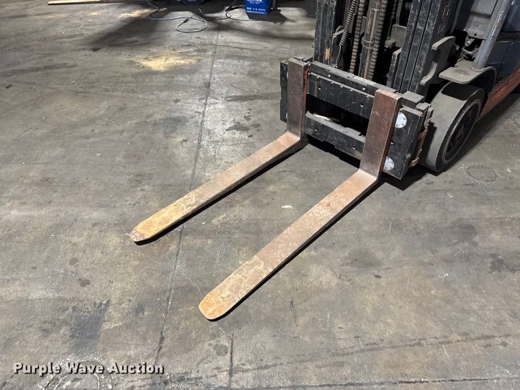 image for item FB5632 Toyota 8FGCU25 forklift