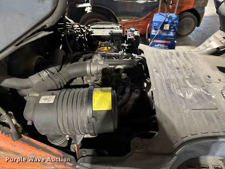 image for item FB5632 Toyota 8FGCU25 forklift