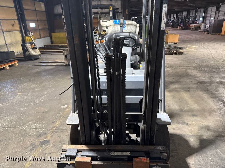 image for item FB5633 Toyota 8FGCU2S forklift