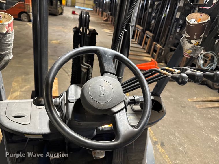 image for item FB5633 Toyota 8FGCU2S forklift