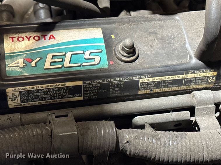 image for item FB5633 Toyota 8FGCU2S forklift