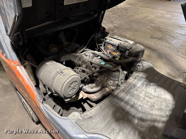 image for item FB5633 Toyota 8FGCU2S forklift