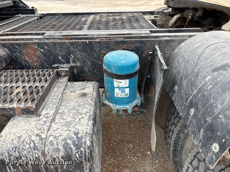 image for item FB5634 2002 Capacity TJ5000 yard truck