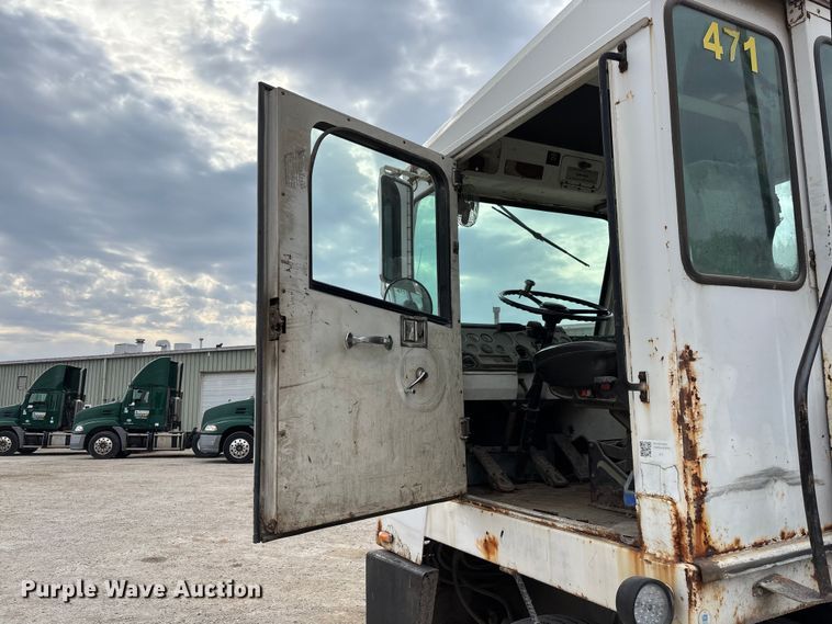 image for item FB5634 2002 Capacity TJ5000 yard truck