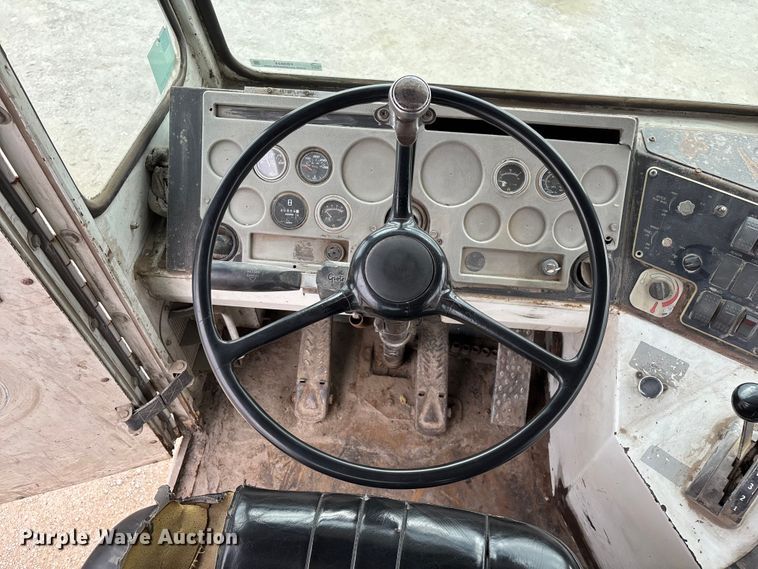 image for item FB5634 2002 Capacity TJ5000 yard truck