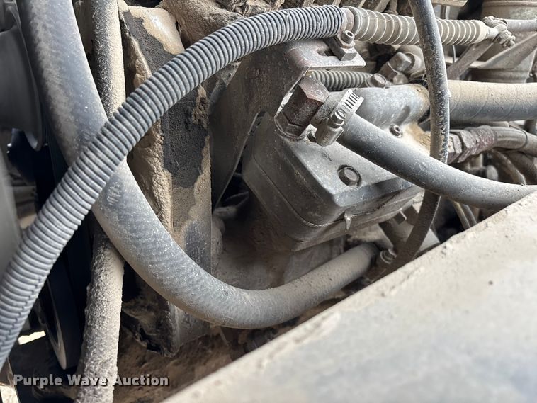 image for item FB5634 2002 Capacity TJ5000 yard truck