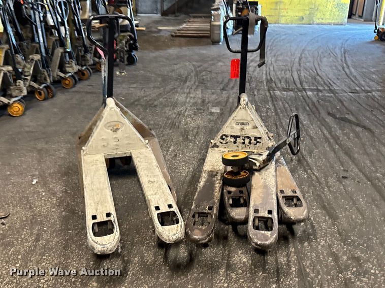 image for item FB5635 (4) pallet jacks