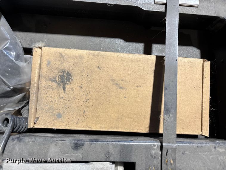 image for item FB5636 2021 Avery Weigh-Tronix FLSC-05 forklift Scale