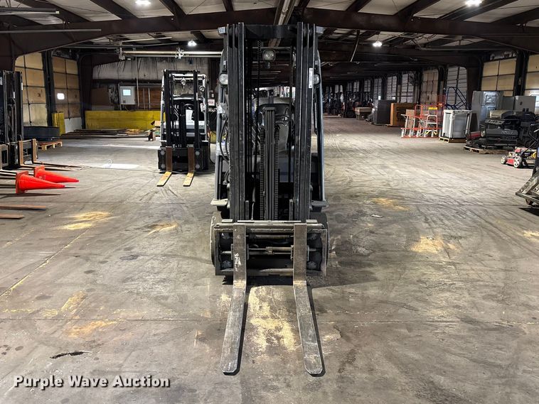 image for item FB5637 Toyota 8FGCU25 forklift