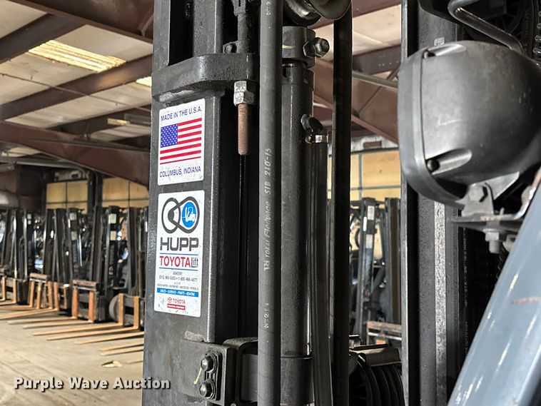 image for item FB5637 Toyota 8FGCU25 forklift