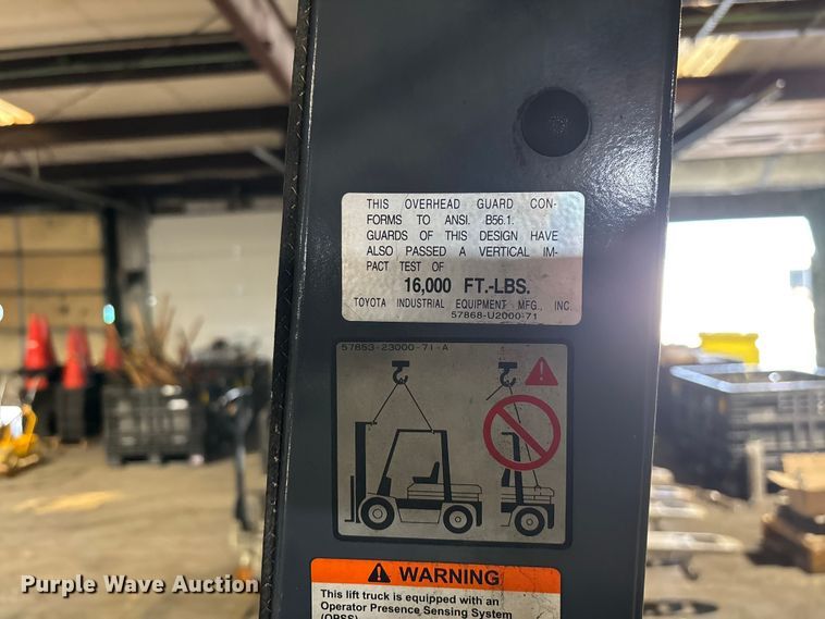 image for item FB5637 Toyota 8FGCU25 forklift