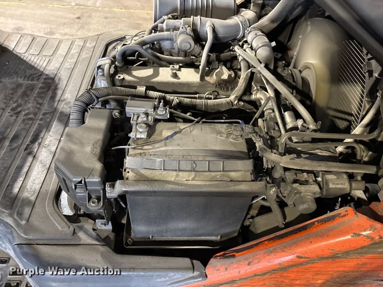 image for item FB5637 Toyota 8FGCU25 forklift