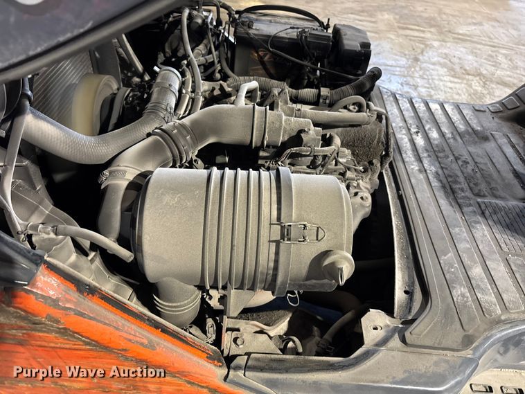 image for item FB5637 Toyota 8FGCU25 forklift