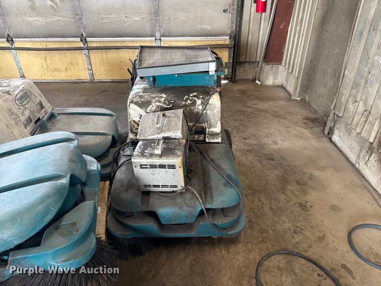 image for item FB5639  (3) Tennant 3640 floor sweepers