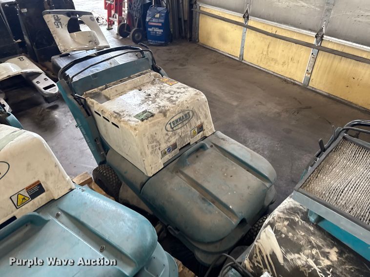 image for item FB5639  (3) Tennant 3640 floor sweepers