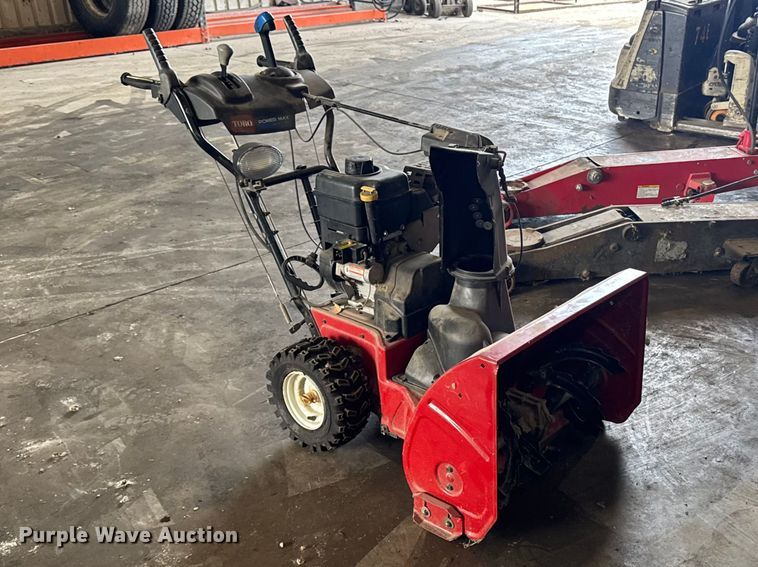 image for item FB5640 Toro Powermax 826 OTE snow blower