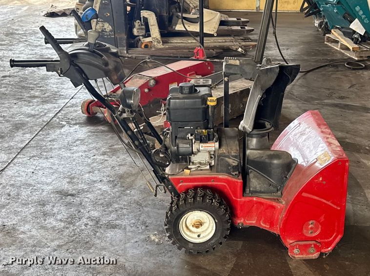 image for item FB5640 Toro Powermax 826 OTE snow blower