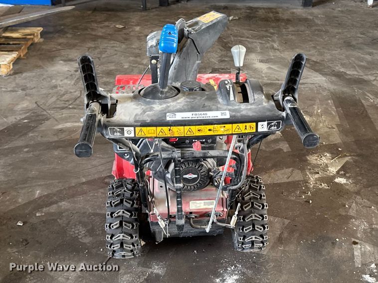 image for item FB5640 Toro Powermax 826 OTE snow blower