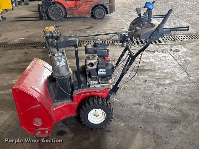 image for item FB5640 Toro Powermax 826 OTE snow blower