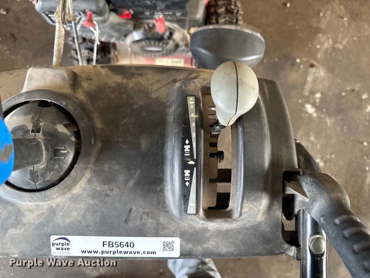 image for item FB5640 Toro Powermax 826 OTE snow blower