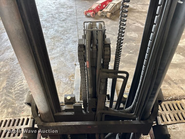 image for item FB5643 Toyota 7FGCU25 forklift