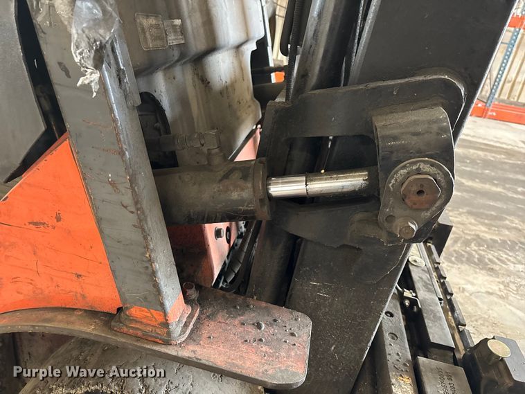 image for item FB5643 Toyota 7FGCU25 forklift