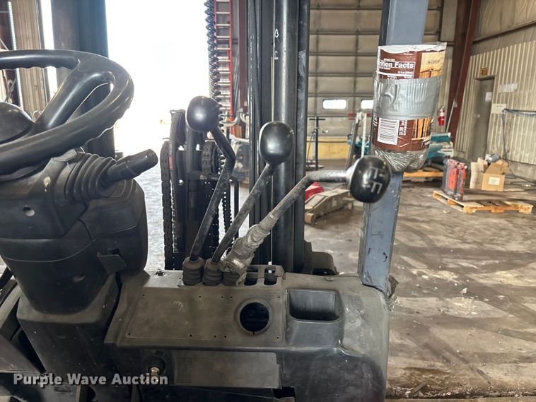 image for item FB5643 Toyota 7FGCU25 forklift