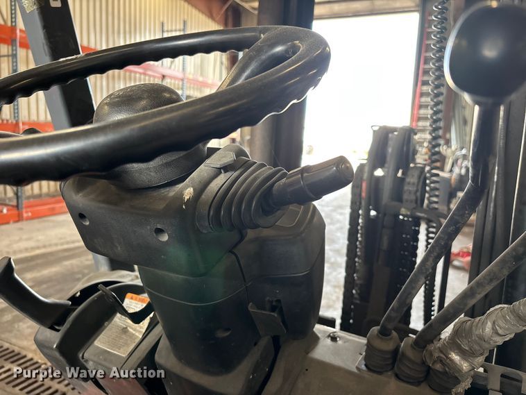 image for item FB5643 Toyota 7FGCU25 forklift