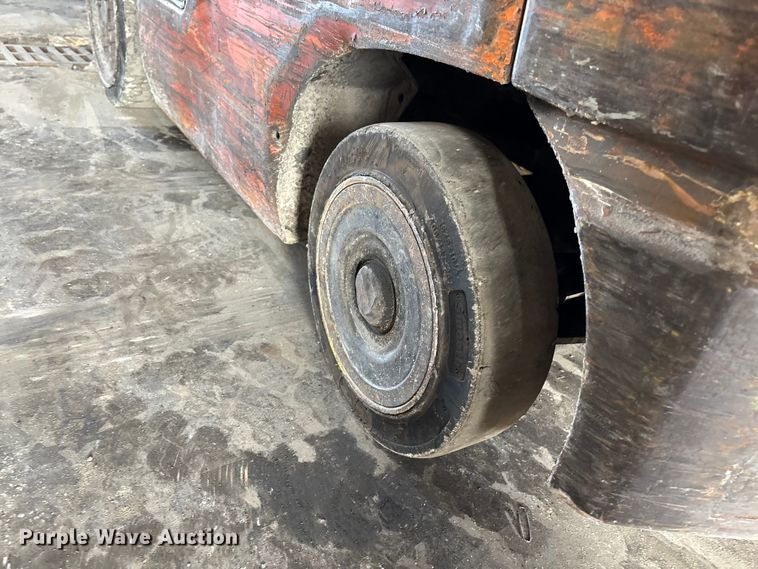 image for item FB5643 Toyota 7FGCU25 forklift