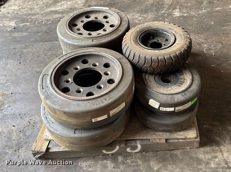 image for item FB5645 Forklift tires