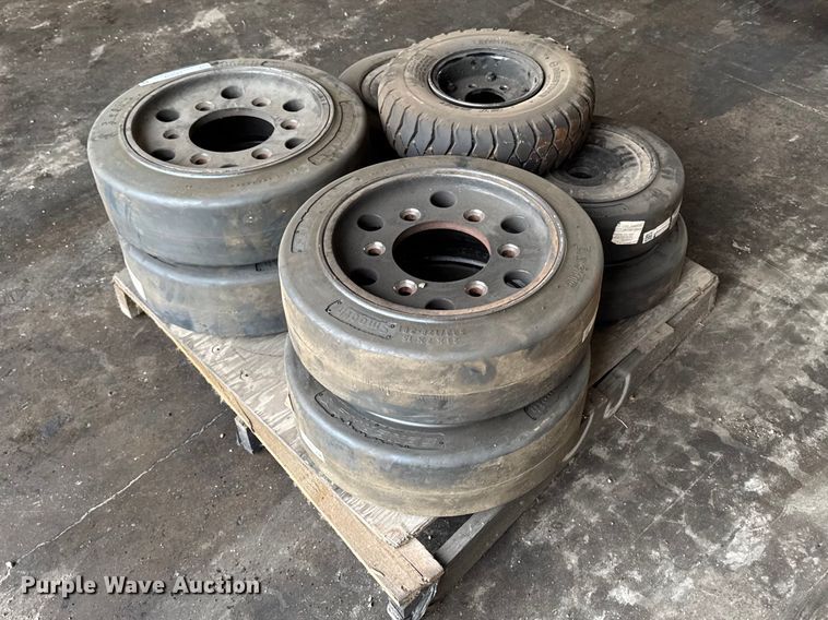 image for item FB5645 Forklift tires