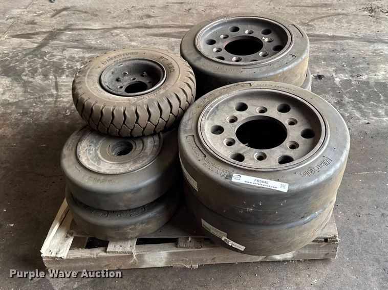 image for item FB5645 Forklift tires