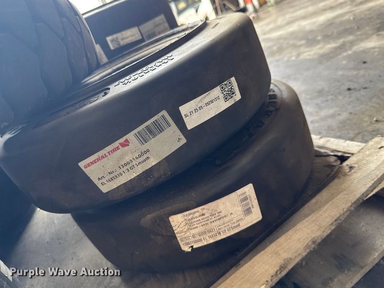 image for item FB5645 Forklift tires