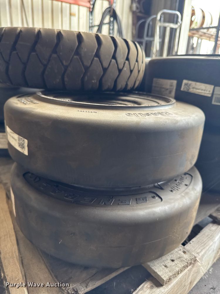 image for item FB5645 Forklift tires