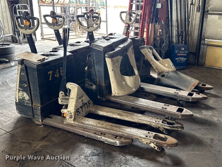 image for item FB5646 (5) Crown WP3035-45 electric pallet jacks