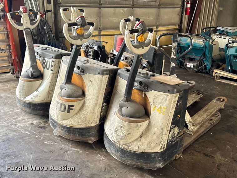 image for item FB5646 (5) Crown WP3035-45 electric pallet jacks