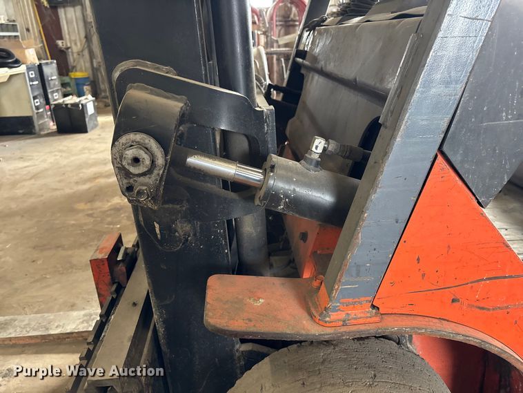 image for item FB5647 Toyota 7FGCU25 forklift