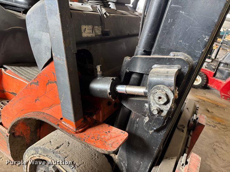 image for item FB5647 Toyota 7FGCU25 forklift