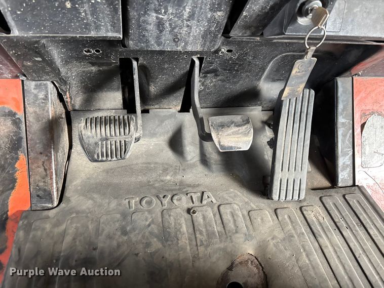 image for item FB5647 Toyota 7FGCU25 forklift