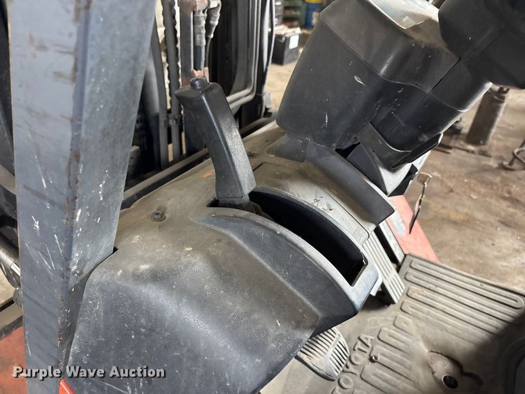 image for item FB5647 Toyota 7FGCU25 forklift