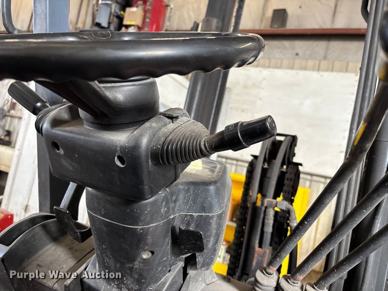 image for item FB5647 Toyota 7FGCU25 forklift