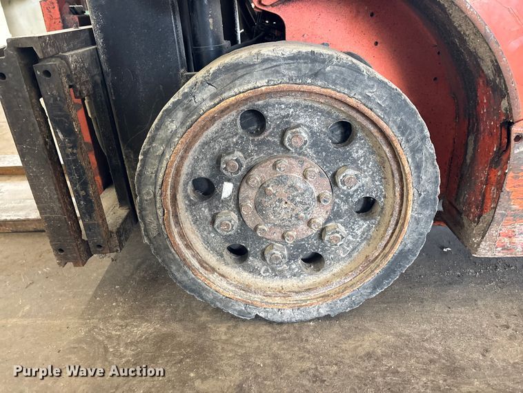 image for item FB5647 Toyota 7FGCU25 forklift