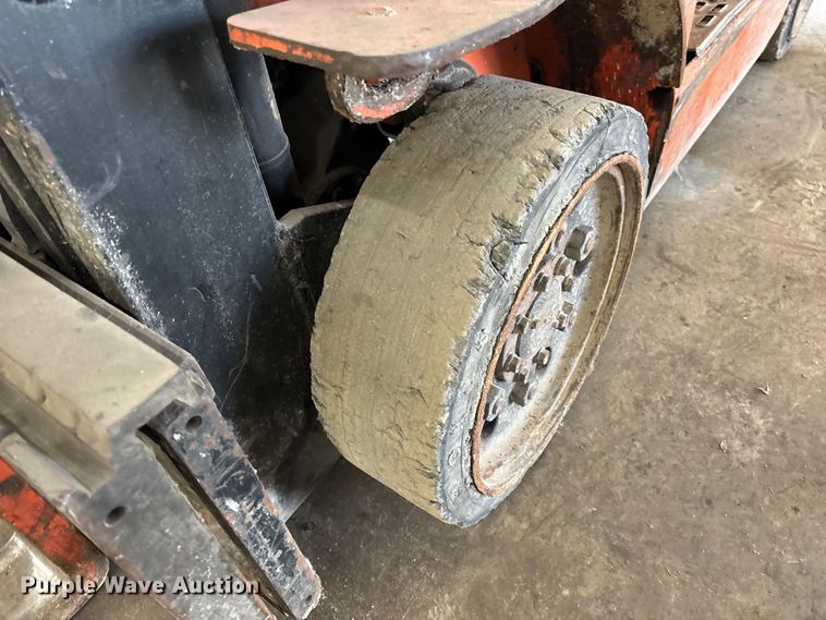 image for item FB5647 Toyota 7FGCU25 forklift