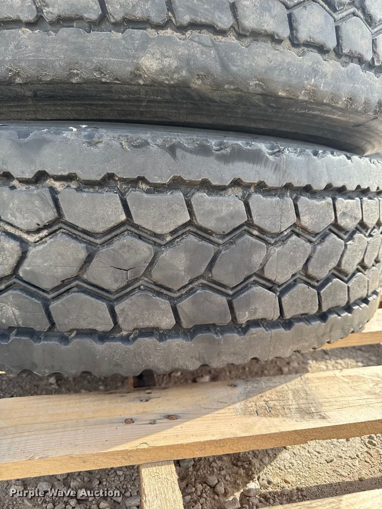image for item FB5650 (4) Bridgestone R283S 295/75R22.5 tires and wheels