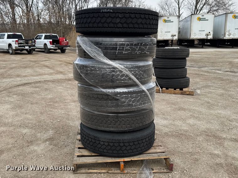 (6) 295/75R22.5 tires